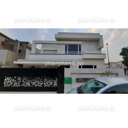 بحریہ ٹاؤن میں مکمل شدہ 1 کنال کا گھر