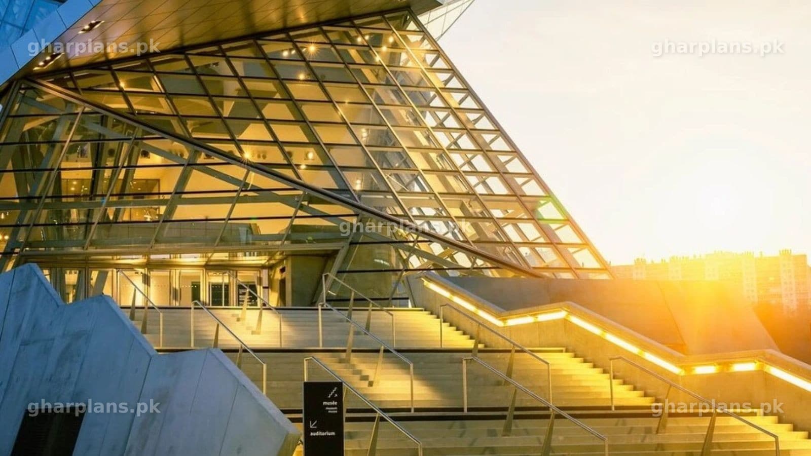 what is Deconstructivism In Architecture? what is Deconstructivism In Architecture?